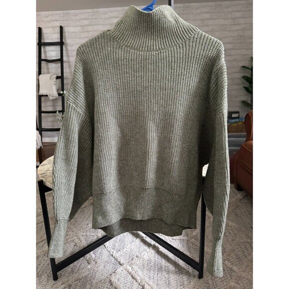 H&M Turtleneck Drop Shoulder Green Knit Women Sweater Size L - Picture 2 of 6